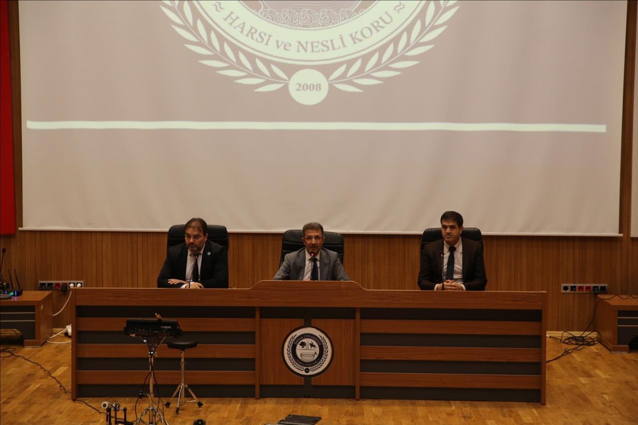 rektor-alkis-in-ogrenci-bulusmalari-dizisinin-ilki-gerceklestirildi