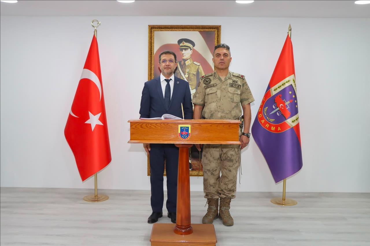 rektor-alkis-tan-tuggeneral-cezmi-yalinkilic-a-hayirli-olsun-ziyareti